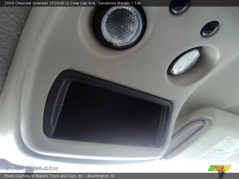 Sandstone Metallic / Tan 2004 Chevrolet Silverado 2500HD LS Crew Cab 4x4