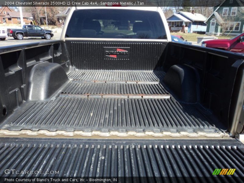 Sandstone Metallic / Tan 2004 Chevrolet Silverado 2500HD LS Crew Cab 4x4