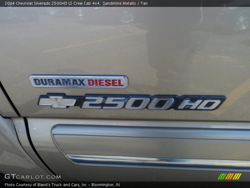 Sandstone Metallic / Tan 2004 Chevrolet Silverado 2500HD LS Crew Cab 4x4