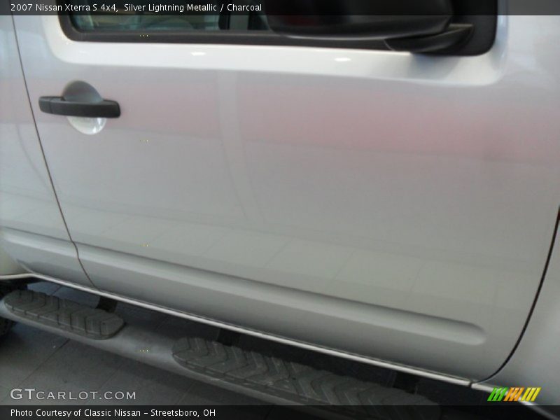 Silver Lightning Metallic / Charcoal 2007 Nissan Xterra S 4x4