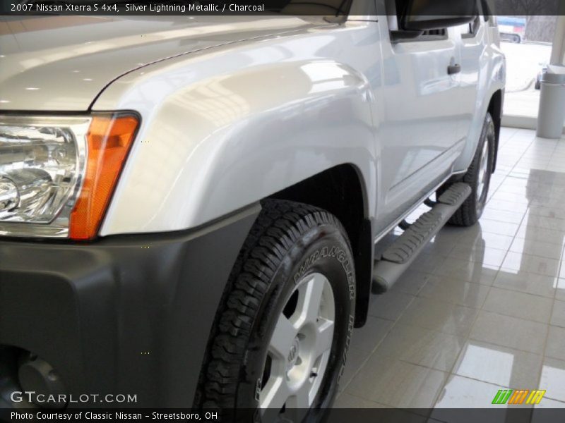 Silver Lightning Metallic / Charcoal 2007 Nissan Xterra S 4x4