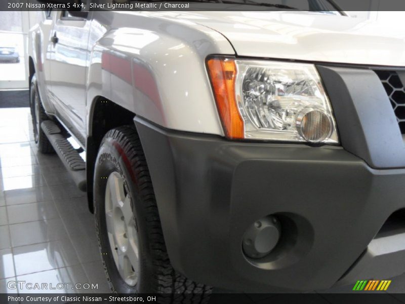 Silver Lightning Metallic / Charcoal 2007 Nissan Xterra S 4x4