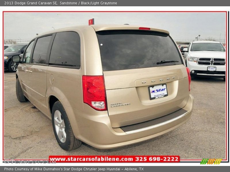 Sandstone / Black/Light Graystone 2013 Dodge Grand Caravan SE