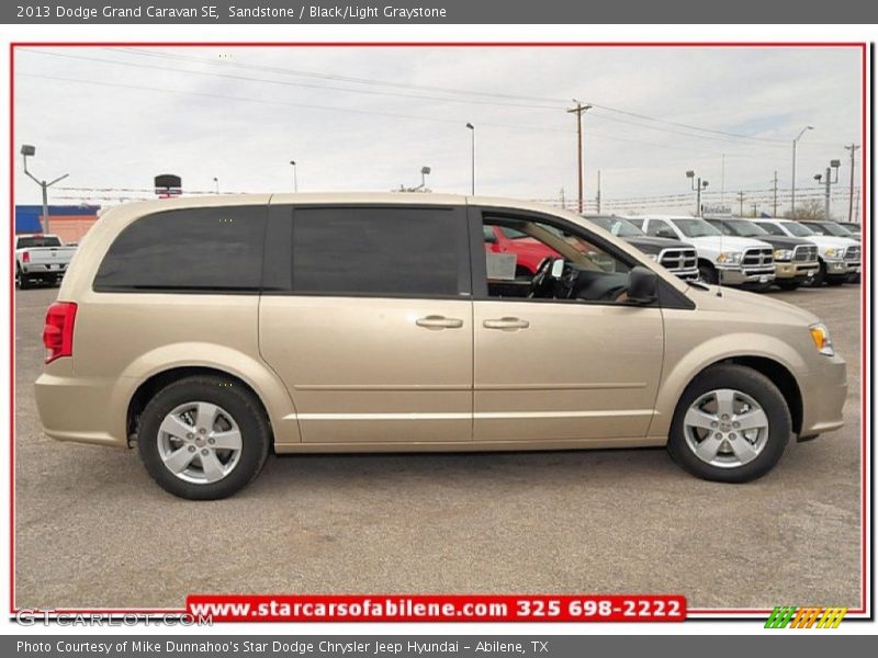 Sandstone / Black/Light Graystone 2013 Dodge Grand Caravan SE