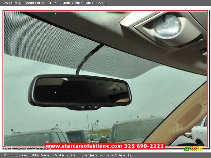 Sandstone / Black/Light Graystone 2013 Dodge Grand Caravan SE