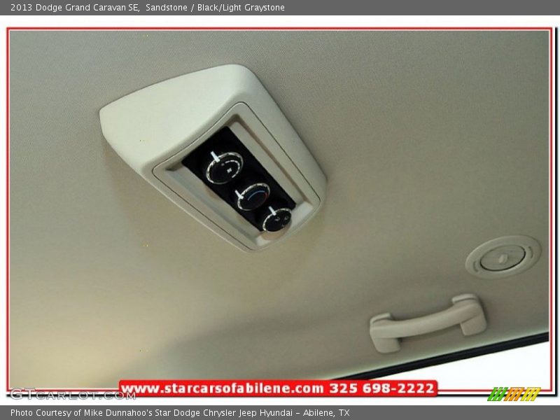 Sandstone / Black/Light Graystone 2013 Dodge Grand Caravan SE