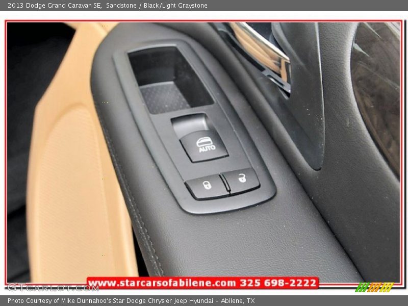Sandstone / Black/Light Graystone 2013 Dodge Grand Caravan SE