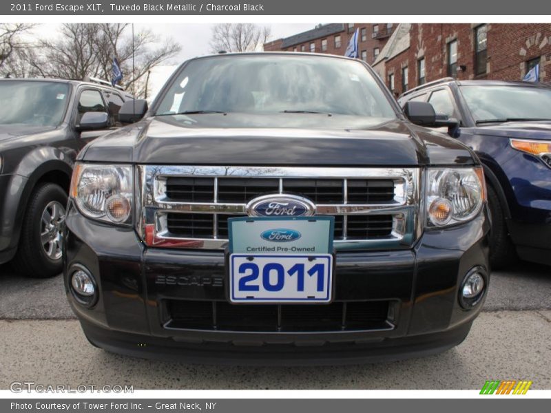Tuxedo Black Metallic / Charcoal Black 2011 Ford Escape XLT