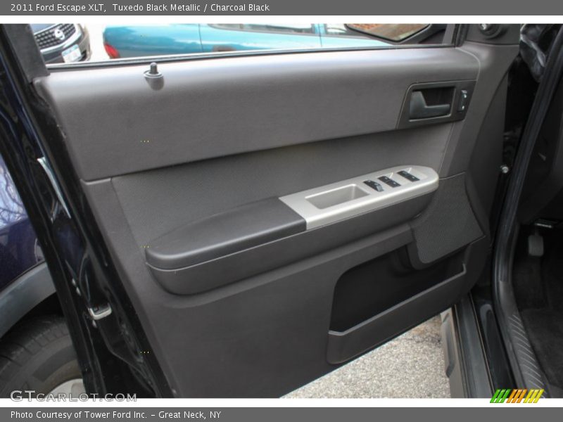 Tuxedo Black Metallic / Charcoal Black 2011 Ford Escape XLT