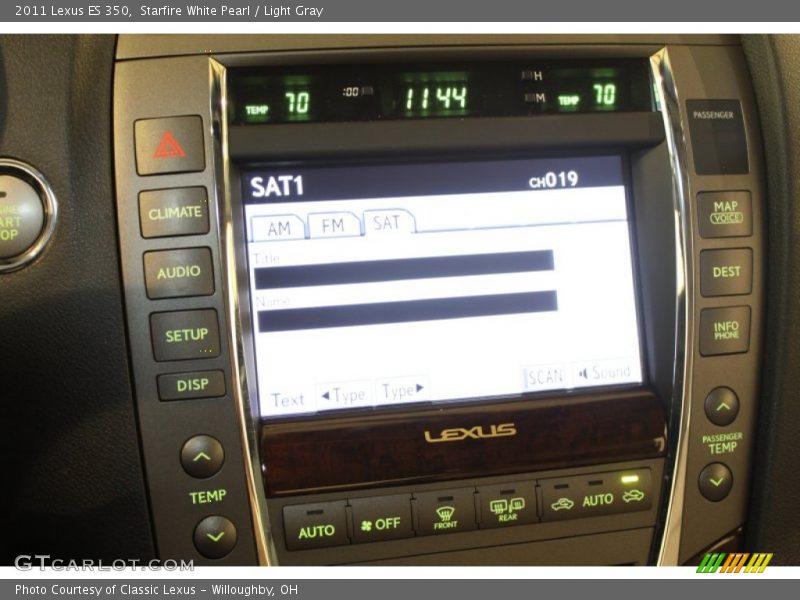 Starfire White Pearl / Light Gray 2011 Lexus ES 350