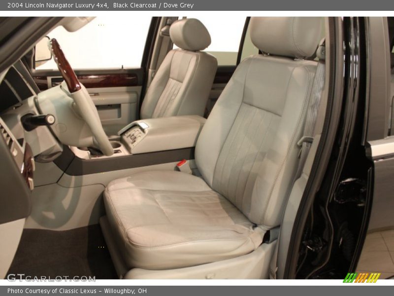 Black Clearcoat / Dove Grey 2004 Lincoln Navigator Luxury 4x4