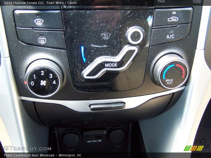 Pearl White / Camel 2011 Hyundai Sonata GLS