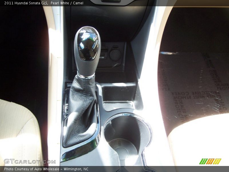 Pearl White / Camel 2011 Hyundai Sonata GLS