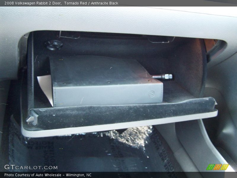 Tornado Red / Anthracite Black 2008 Volkswagen Rabbit 2 Door