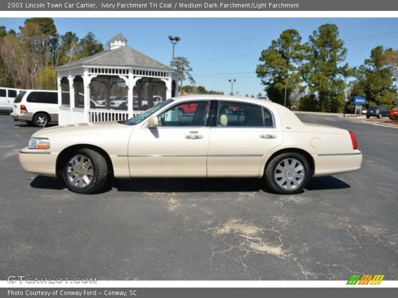  2003 Town Car Cartier Ivory Parchment Tri Coat
