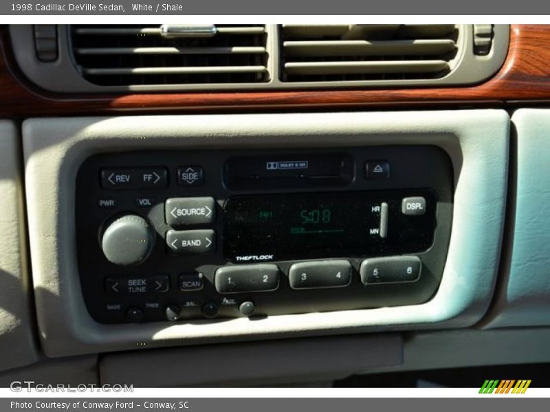 White / Shale 1998 Cadillac DeVille Sedan