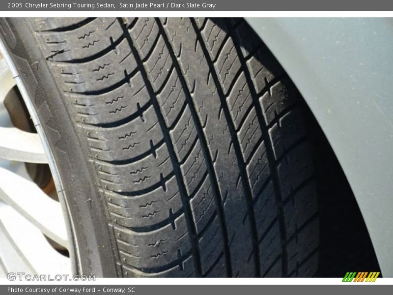 Satin Jade Pearl / Dark Slate Gray 2005 Chrysler Sebring Touring Sedan