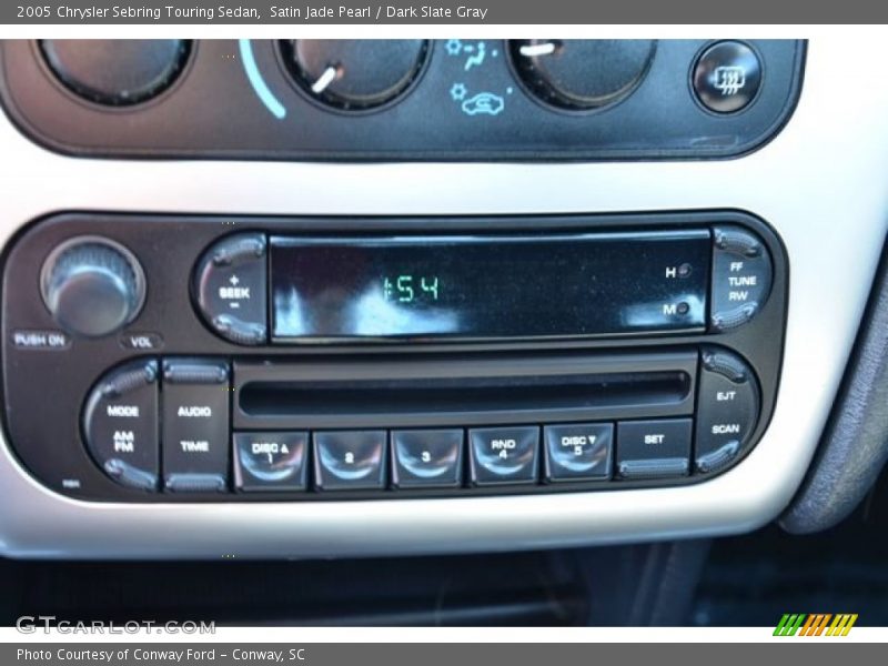 Controls of 2005 Sebring Touring Sedan