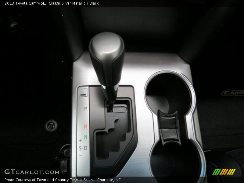 Classic Silver Metallic / Black 2013 Toyota Camry SE