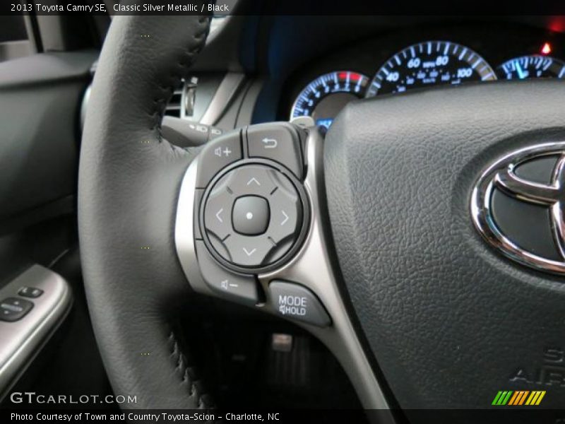 Classic Silver Metallic / Black 2013 Toyota Camry SE