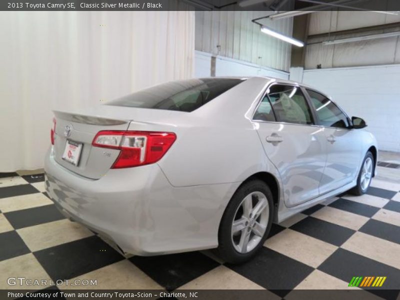 Classic Silver Metallic / Black 2013 Toyota Camry SE