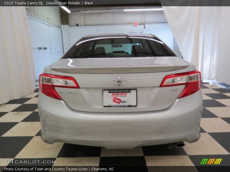 Classic Silver Metallic / Black 2013 Toyota Camry SE