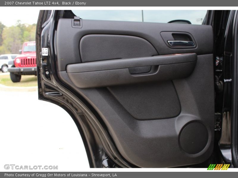Black / Ebony 2007 Chevrolet Tahoe LTZ 4x4