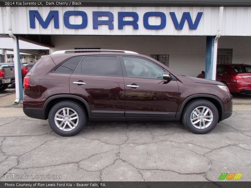 Dark Cherry / Black 2014 Kia Sorento LX