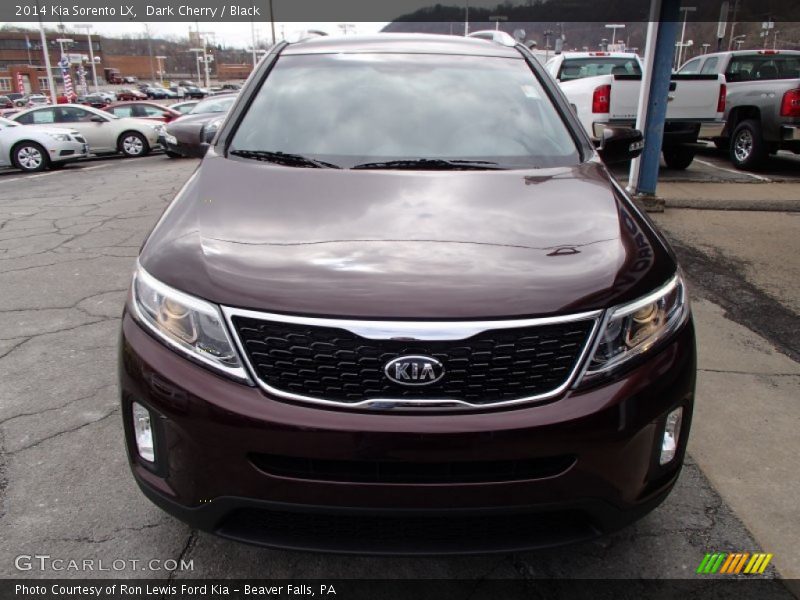 Dark Cherry / Black 2014 Kia Sorento LX