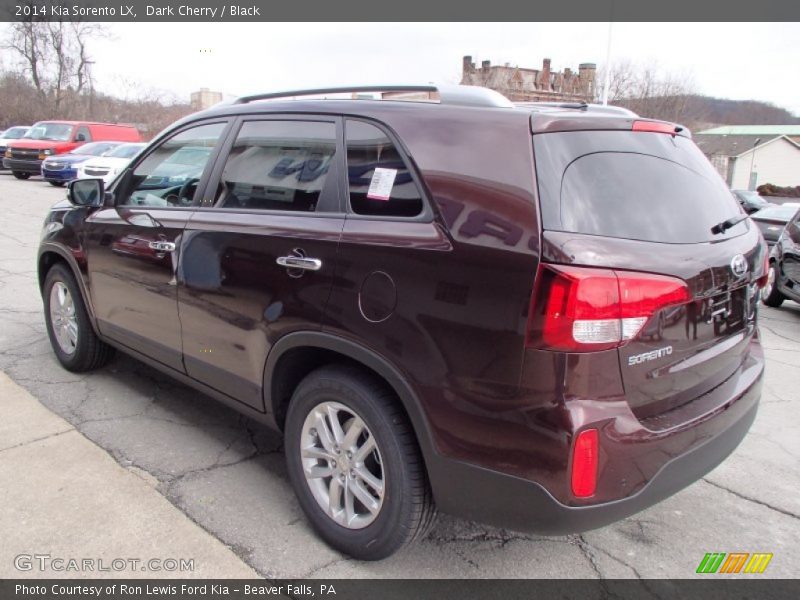 Dark Cherry / Black 2014 Kia Sorento LX
