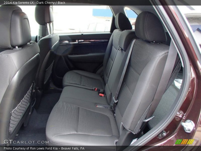 Dark Cherry / Black 2014 Kia Sorento LX