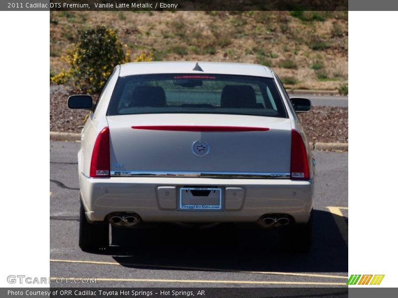 Vanille Latte Metallic / Ebony 2011 Cadillac DTS Premium