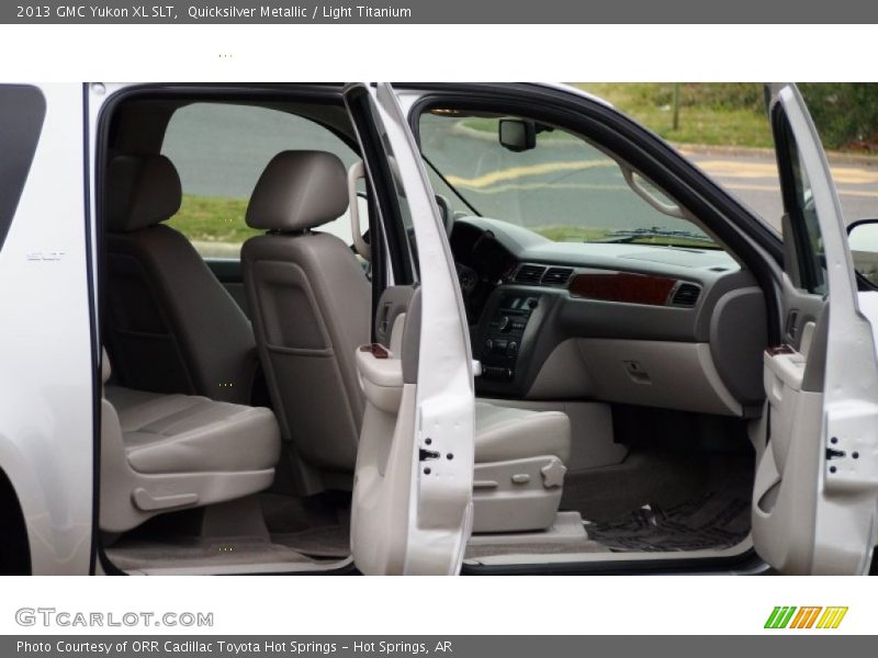 Quicksilver Metallic / Light Titanium 2013 GMC Yukon XL SLT