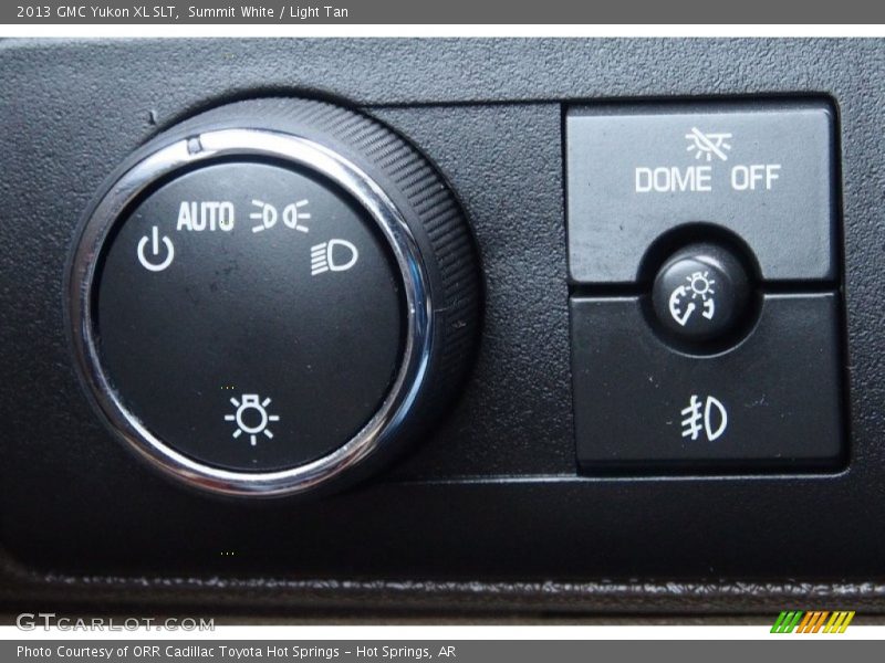 Controls of 2013 Yukon XL SLT