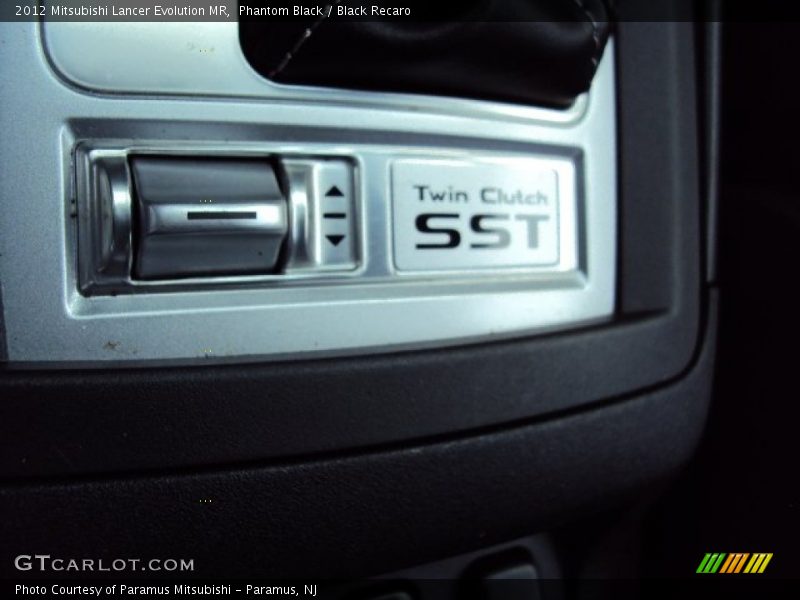  2012 Lancer Evolution MR Logo