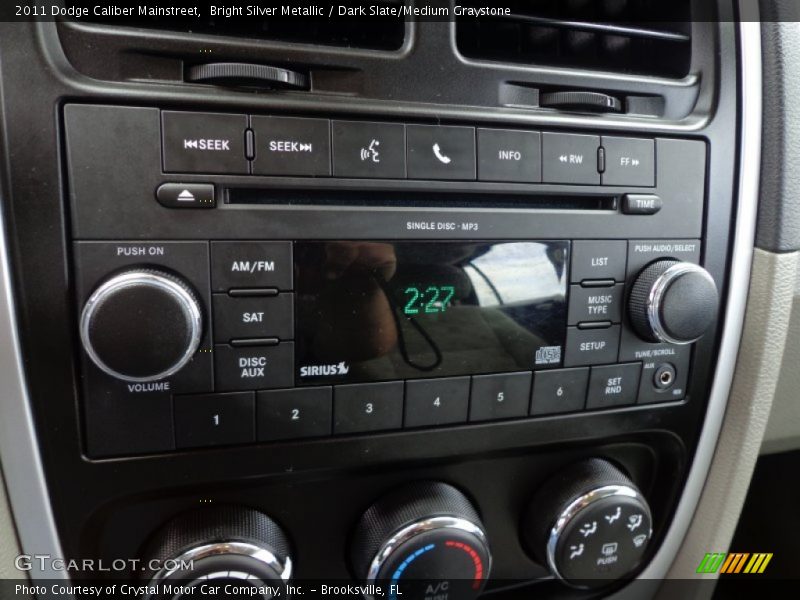 Audio System of 2011 Caliber Mainstreet