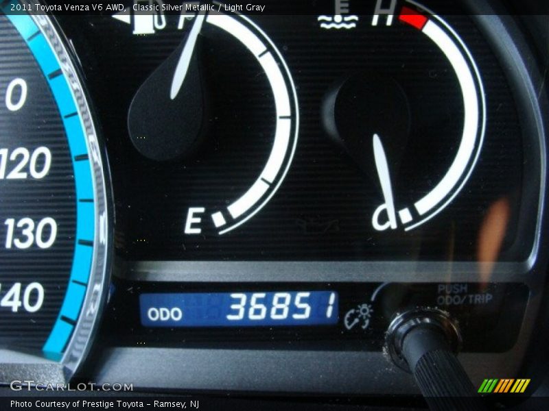 Classic Silver Metallic / Light Gray 2011 Toyota Venza V6 AWD