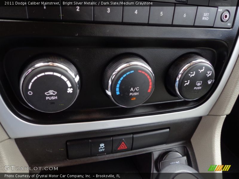 Bright Silver Metallic / Dark Slate/Medium Graystone 2011 Dodge Caliber Mainstreet
