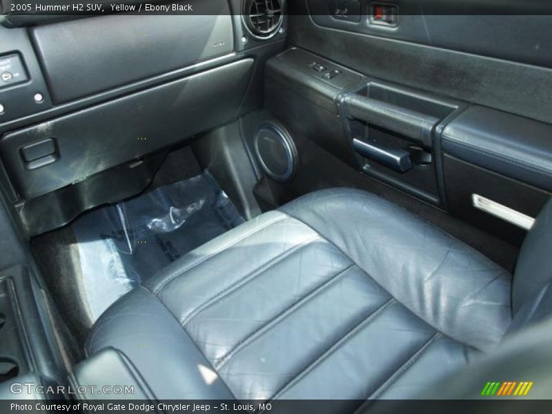 Yellow / Ebony Black 2005 Hummer H2 SUV