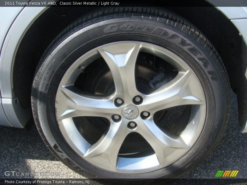 Classic Silver Metallic / Light Gray 2011 Toyota Venza V6 AWD