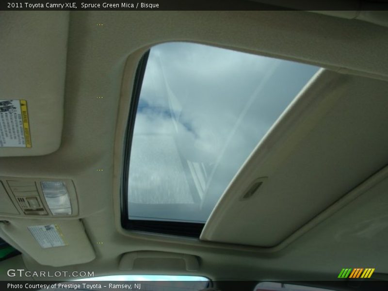 Spruce Green Mica / Bisque 2011 Toyota Camry XLE