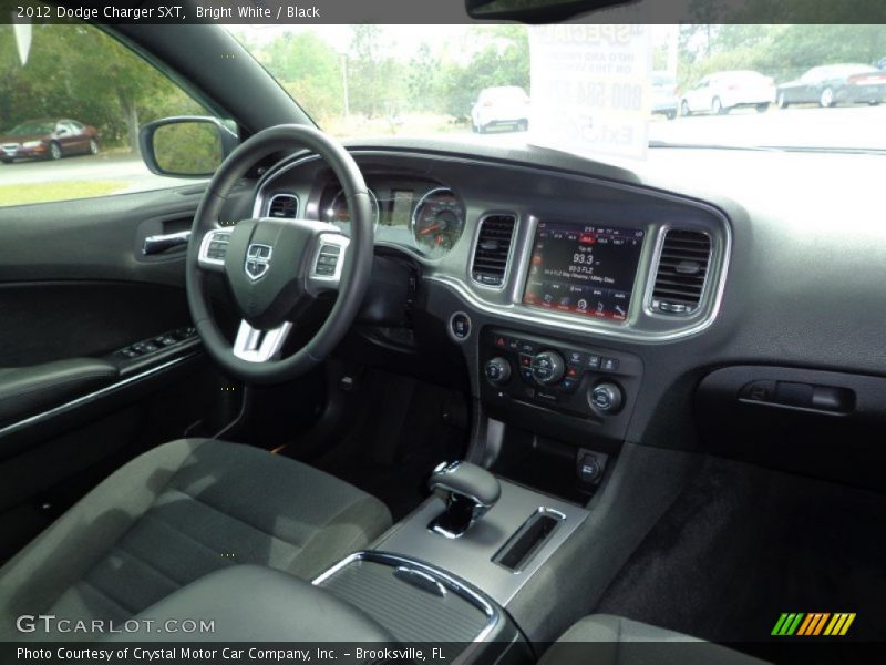 Bright White / Black 2012 Dodge Charger SXT