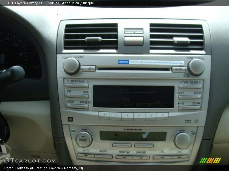 Spruce Green Mica / Bisque 2011 Toyota Camry XLE