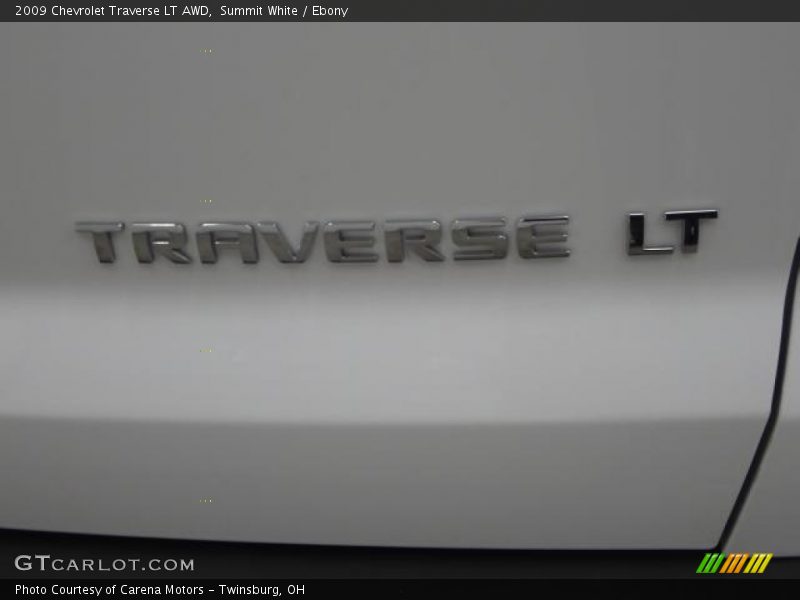 Summit White / Ebony 2009 Chevrolet Traverse LT AWD