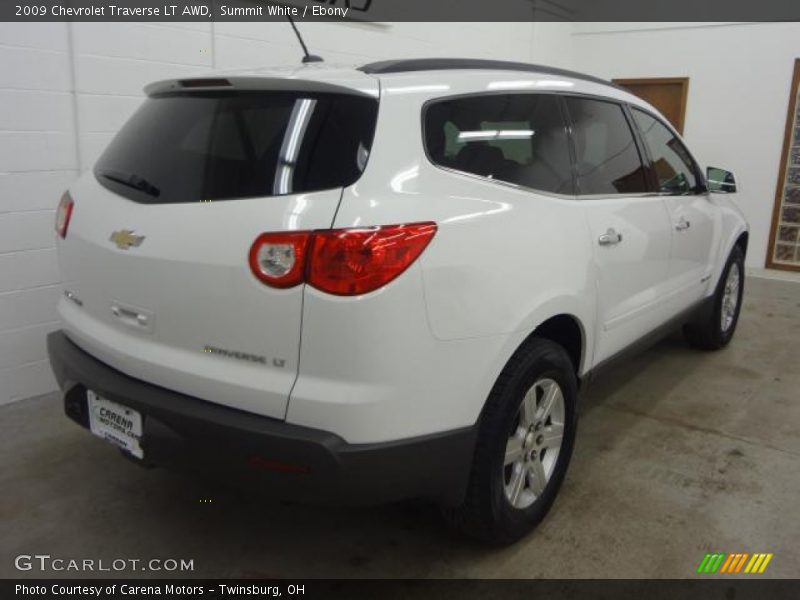 Summit White / Ebony 2009 Chevrolet Traverse LT AWD
