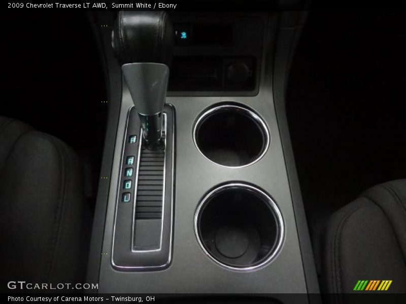 Summit White / Ebony 2009 Chevrolet Traverse LT AWD
