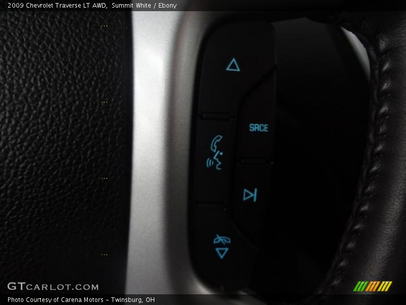Summit White / Ebony 2009 Chevrolet Traverse LT AWD