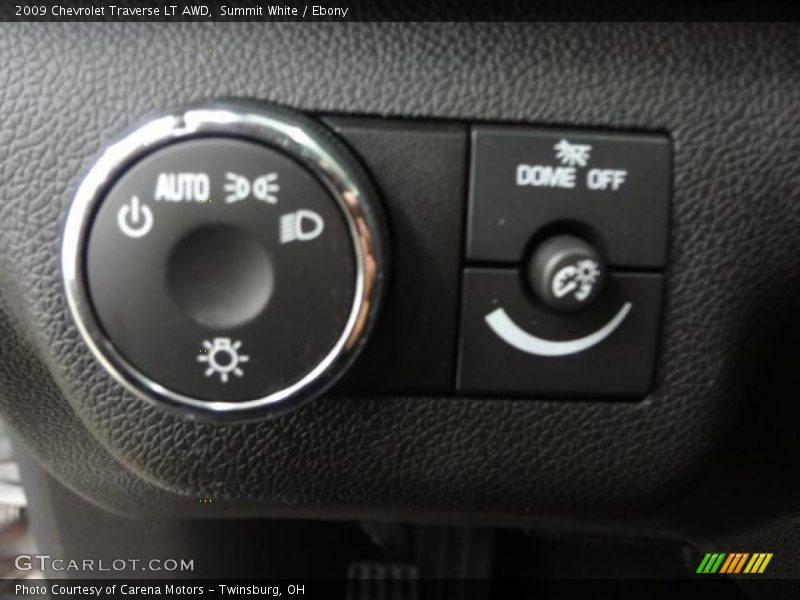 Summit White / Ebony 2009 Chevrolet Traverse LT AWD