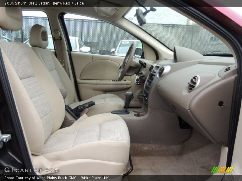  2006 ION 2 Sedan Beige Interior