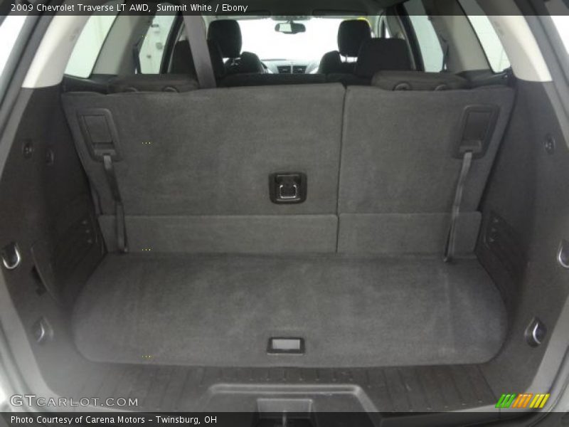 Summit White / Ebony 2009 Chevrolet Traverse LT AWD